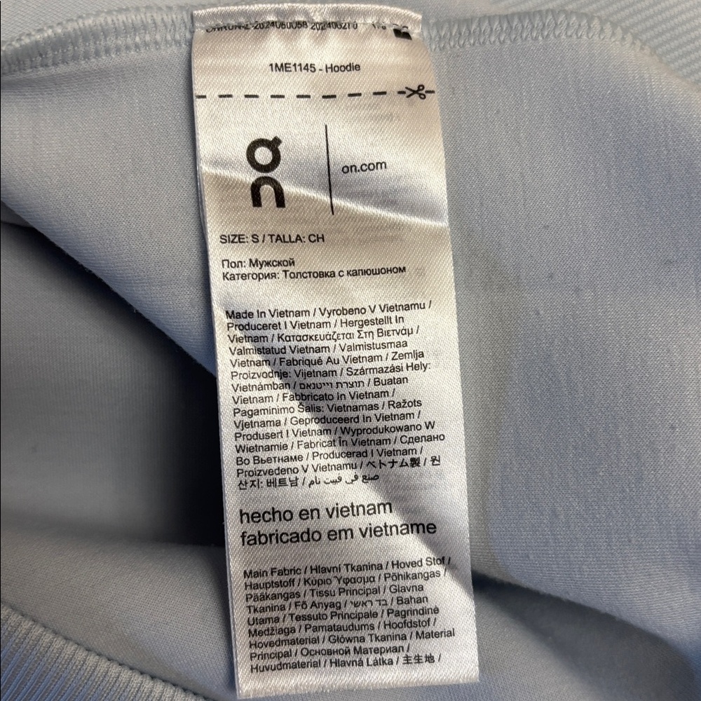 ON RUNNING HOODIE - Picture 10 of 10